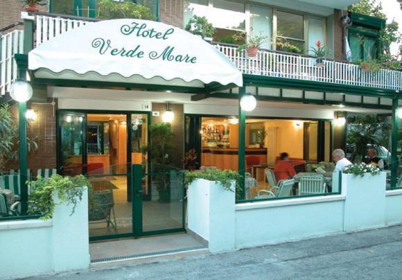 Hotel Verdemare Rimini Kültér fotó